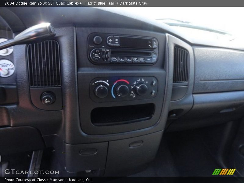 Patriot Blue Pearl / Dark Slate Gray 2004 Dodge Ram 2500 SLT Quad Cab 4x4