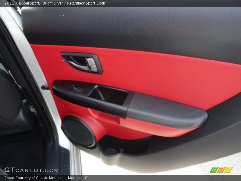 Bright Silver / Red/Black Sport Cloth 2011 Kia Soul Sport
