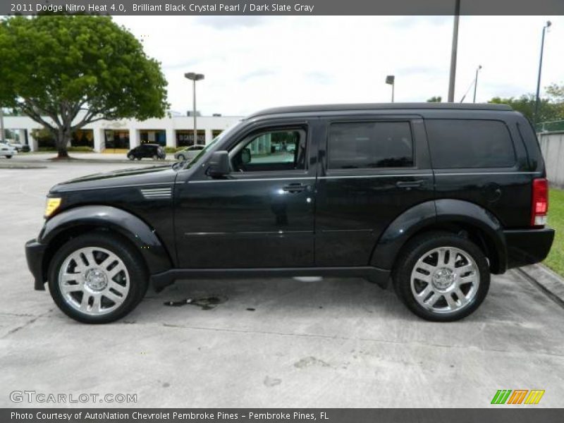 Brilliant Black Crystal Pearl / Dark Slate Gray 2011 Dodge Nitro Heat 4.0