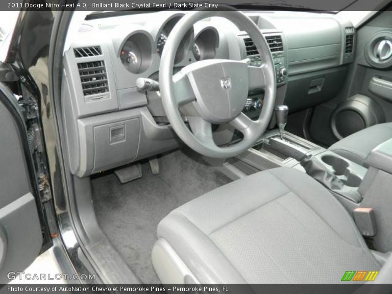 Brilliant Black Crystal Pearl / Dark Slate Gray 2011 Dodge Nitro Heat 4.0