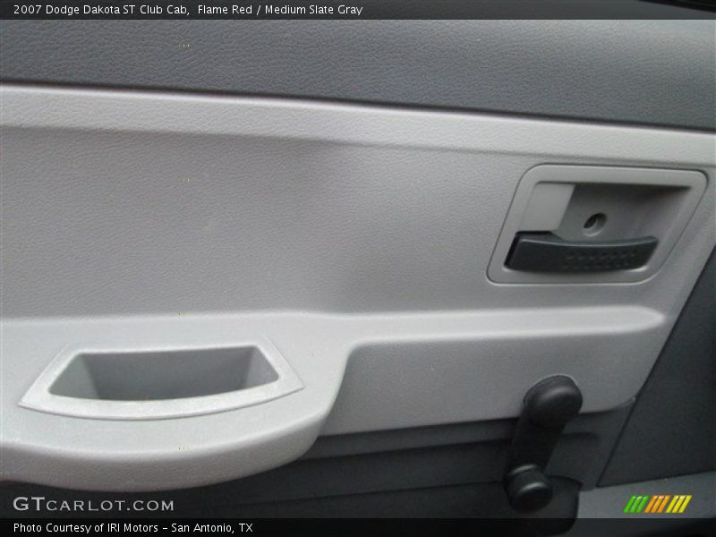Flame Red / Medium Slate Gray 2007 Dodge Dakota ST Club Cab