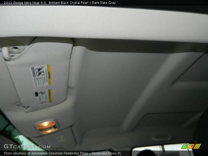 Brilliant Black Crystal Pearl / Dark Slate Gray 2011 Dodge Nitro Heat 4.0