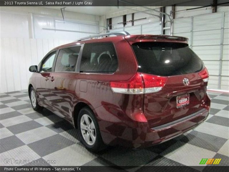 Salsa Red Pearl / Light Gray 2013 Toyota Sienna LE