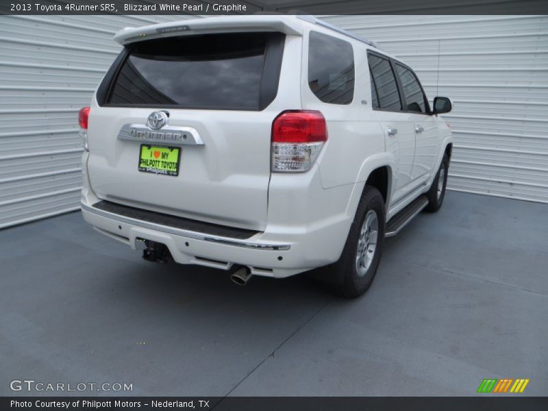 Blizzard White Pearl / Graphite 2013 Toyota 4Runner SR5
