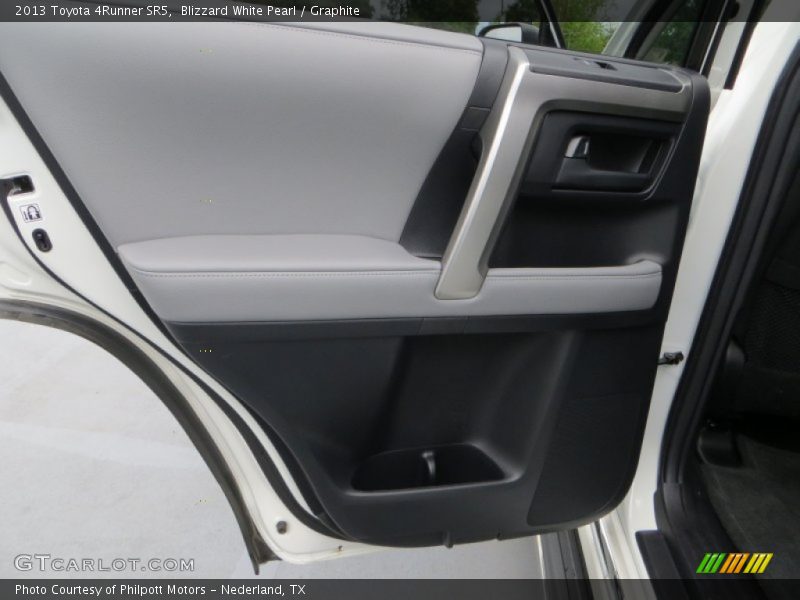 Blizzard White Pearl / Graphite 2013 Toyota 4Runner SR5