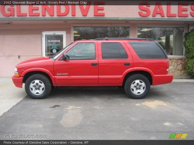 Victory Red / Medium Gray 2002 Chevrolet Blazer LS 4x4