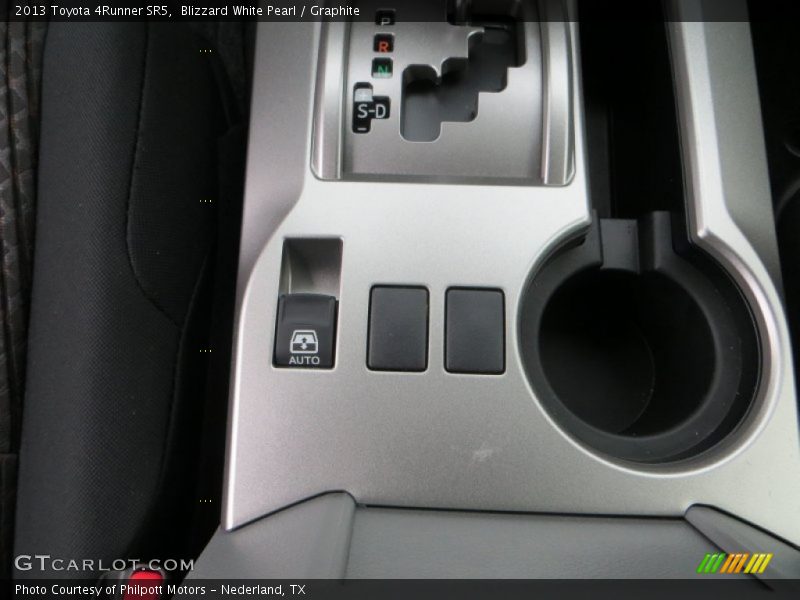 Blizzard White Pearl / Graphite 2013 Toyota 4Runner SR5