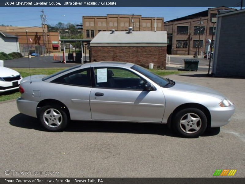 Ultra Silver Metallic / Graphite 2004 Chevrolet Cavalier Coupe