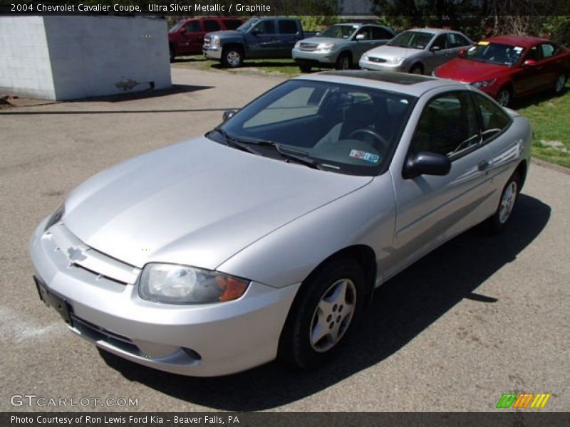 Ultra Silver Metallic / Graphite 2004 Chevrolet Cavalier Coupe