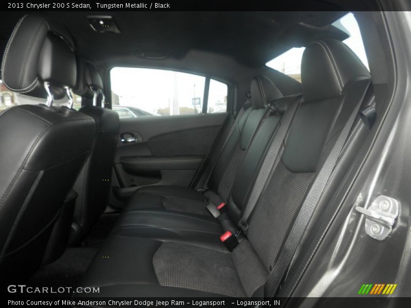 Tungsten Metallic / Black 2013 Chrysler 200 S Sedan