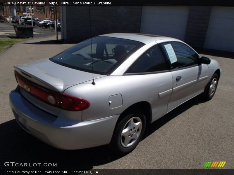 Ultra Silver Metallic / Graphite 2004 Chevrolet Cavalier Coupe
