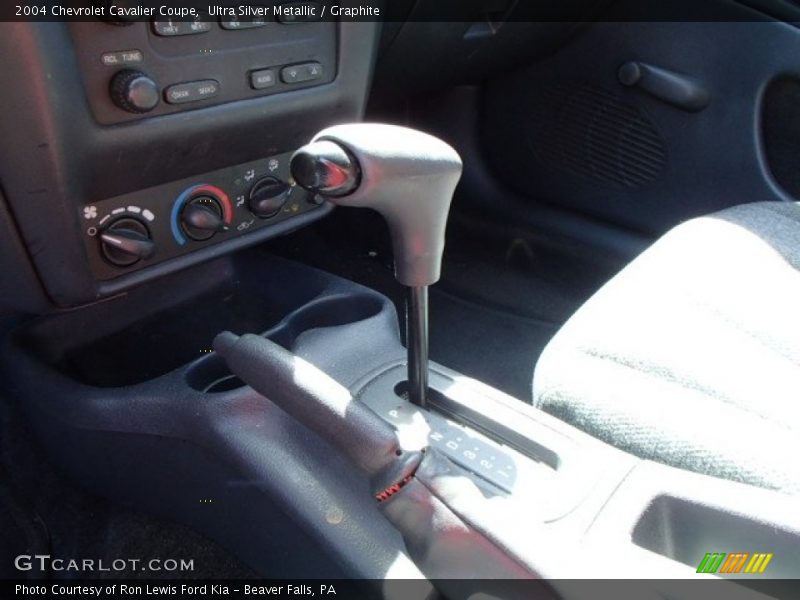 Ultra Silver Metallic / Graphite 2004 Chevrolet Cavalier Coupe
