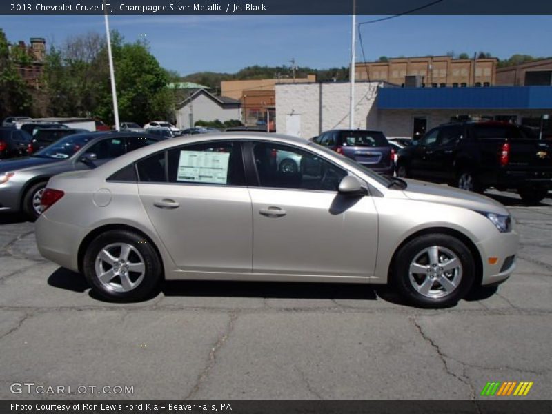 Champagne Silver Metallic / Jet Black 2013 Chevrolet Cruze LT