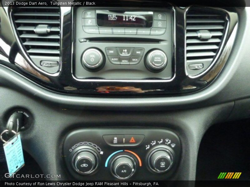 Tungsten Metallic / Black 2013 Dodge Dart Aero