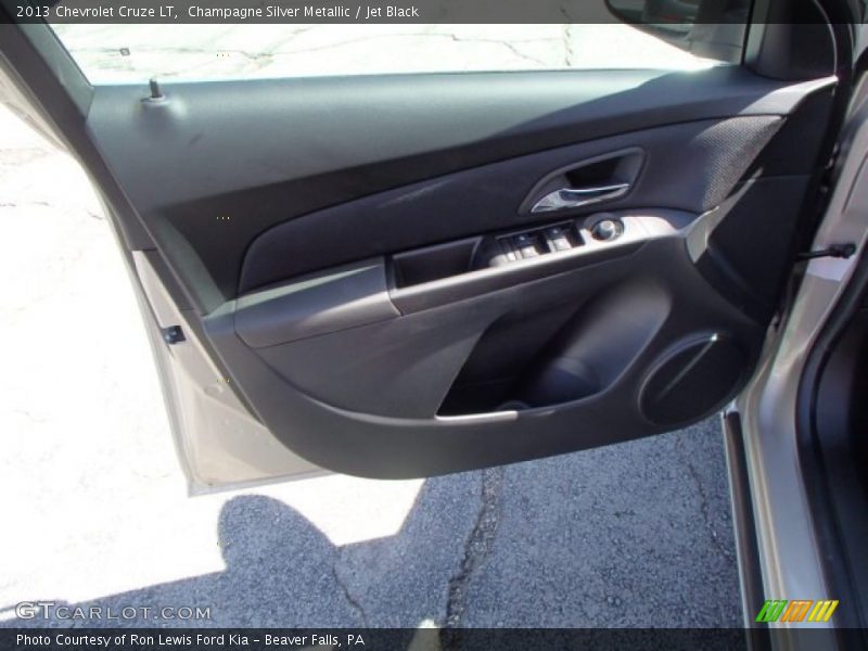 Champagne Silver Metallic / Jet Black 2013 Chevrolet Cruze LT