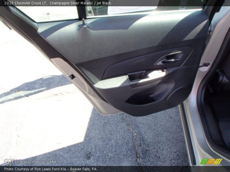 Champagne Silver Metallic / Jet Black 2013 Chevrolet Cruze LT