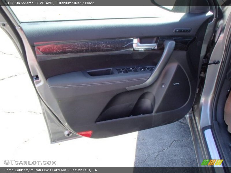 Titanium Silver / Black 2014 Kia Sorento SX V6 AWD