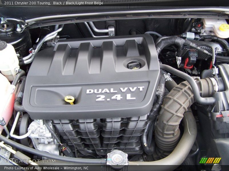 Black / Black/Light Frost Beige 2011 Chrysler 200 Touring