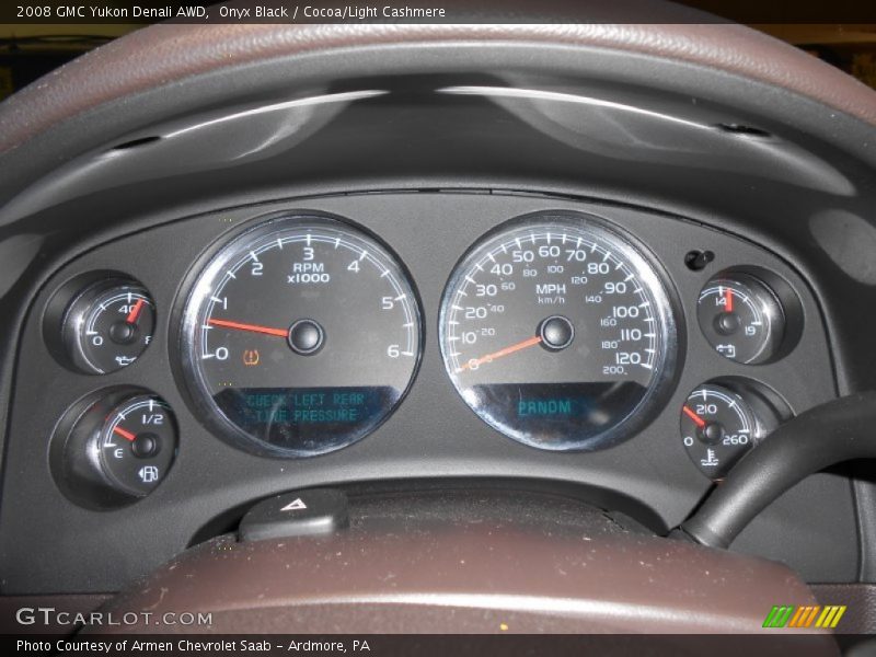 Onyx Black / Cocoa/Light Cashmere 2008 GMC Yukon Denali AWD