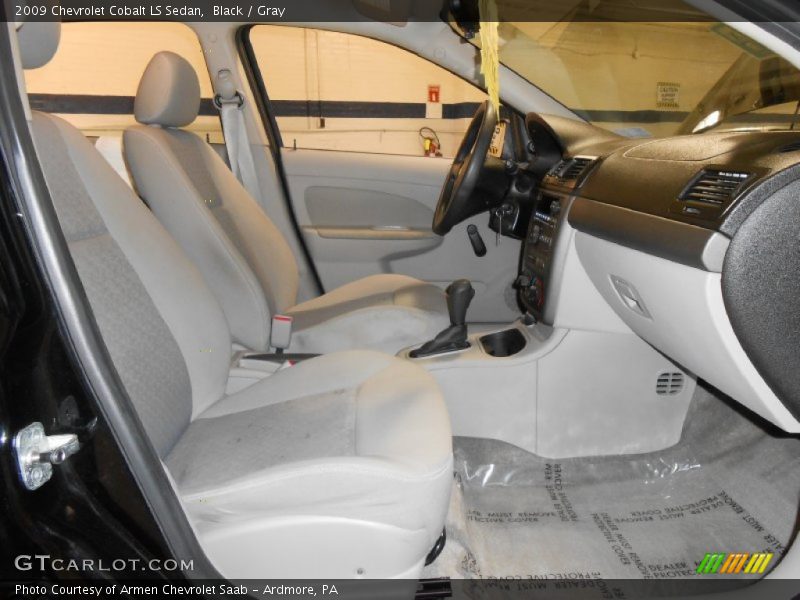 Black / Gray 2009 Chevrolet Cobalt LS Sedan