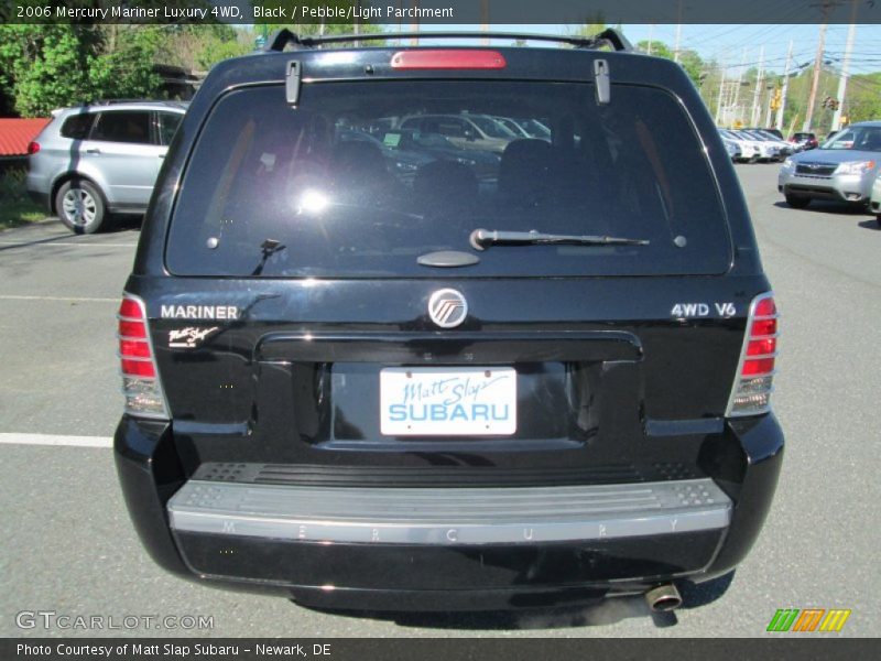 Black / Pebble/Light Parchment 2006 Mercury Mariner Luxury 4WD