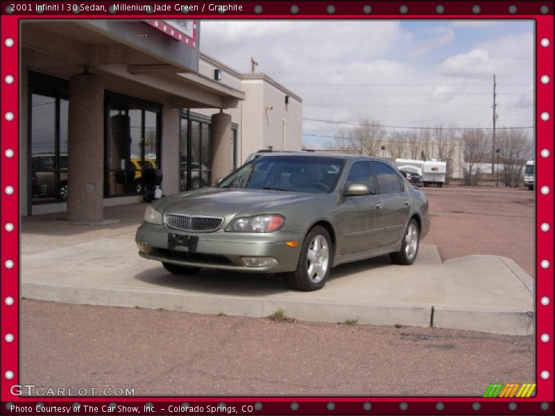 Millenium Jade Green / Graphite 2001 Infiniti I 30 Sedan