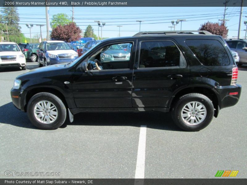 Black / Pebble/Light Parchment 2006 Mercury Mariner Luxury 4WD