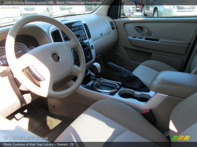 Black / Pebble/Light Parchment 2006 Mercury Mariner Luxury 4WD