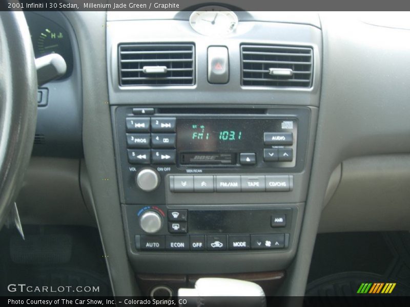Millenium Jade Green / Graphite 2001 Infiniti I 30 Sedan