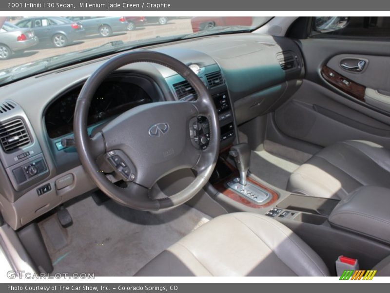 Millenium Jade Green / Graphite 2001 Infiniti I 30 Sedan