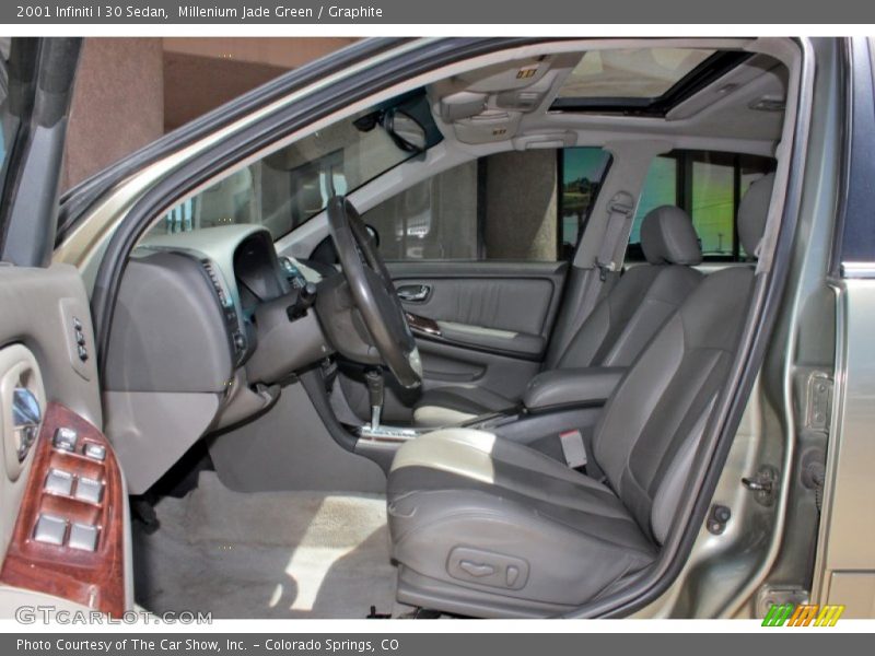 Millenium Jade Green / Graphite 2001 Infiniti I 30 Sedan