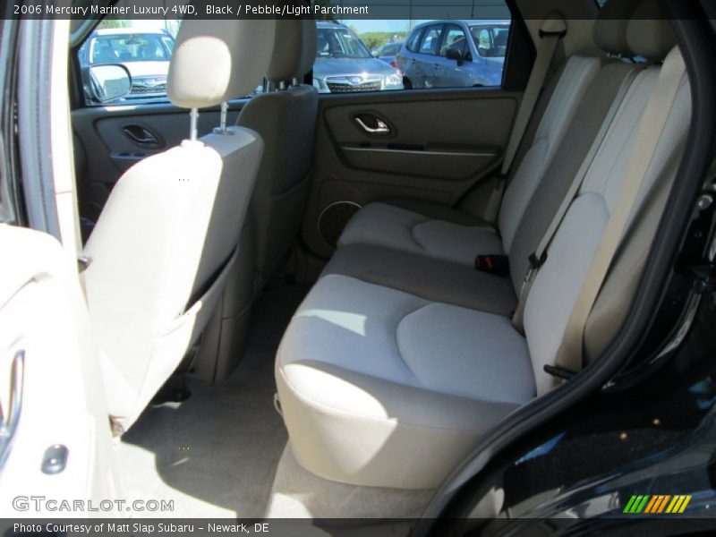 Black / Pebble/Light Parchment 2006 Mercury Mariner Luxury 4WD