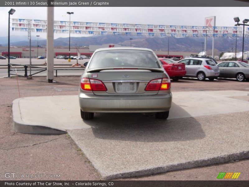 Millenium Jade Green / Graphite 2001 Infiniti I 30 Sedan