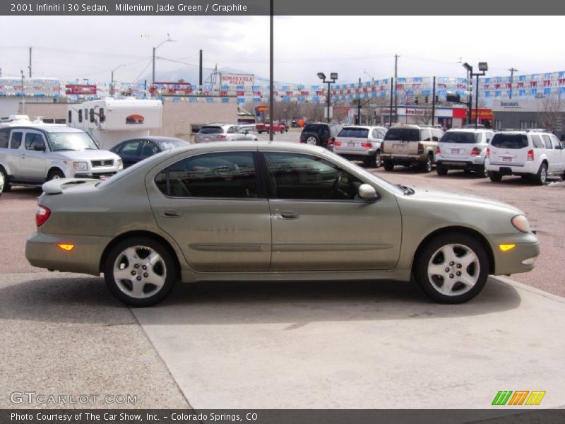 Millenium Jade Green / Graphite 2001 Infiniti I 30 Sedan