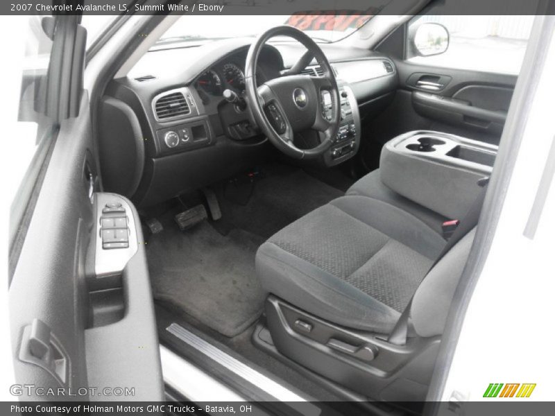 Summit White / Ebony 2007 Chevrolet Avalanche LS