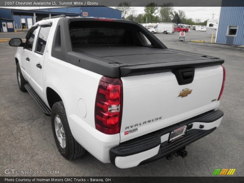 Summit White / Ebony 2007 Chevrolet Avalanche LS