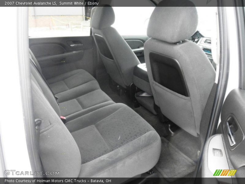 Summit White / Ebony 2007 Chevrolet Avalanche LS
