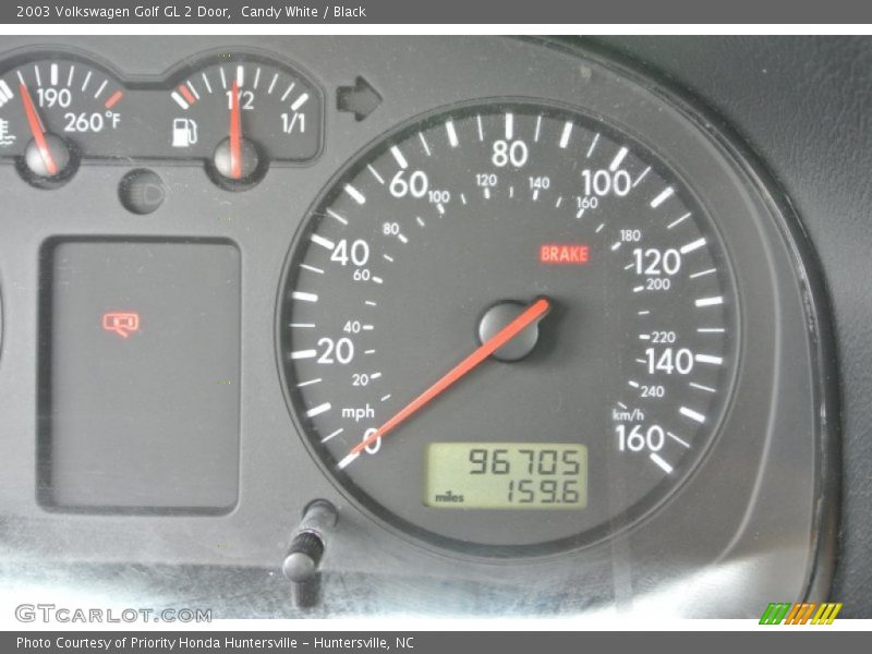 Candy White / Black 2003 Volkswagen Golf GL 2 Door