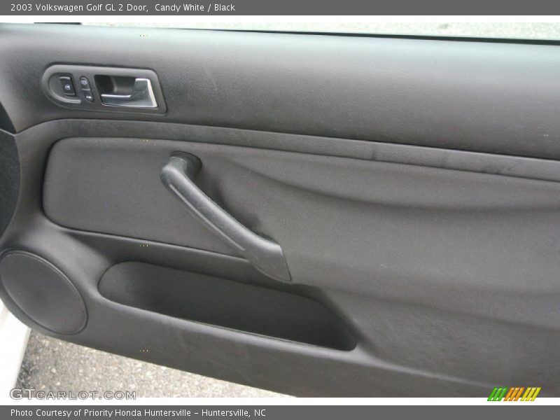 Candy White / Black 2003 Volkswagen Golf GL 2 Door