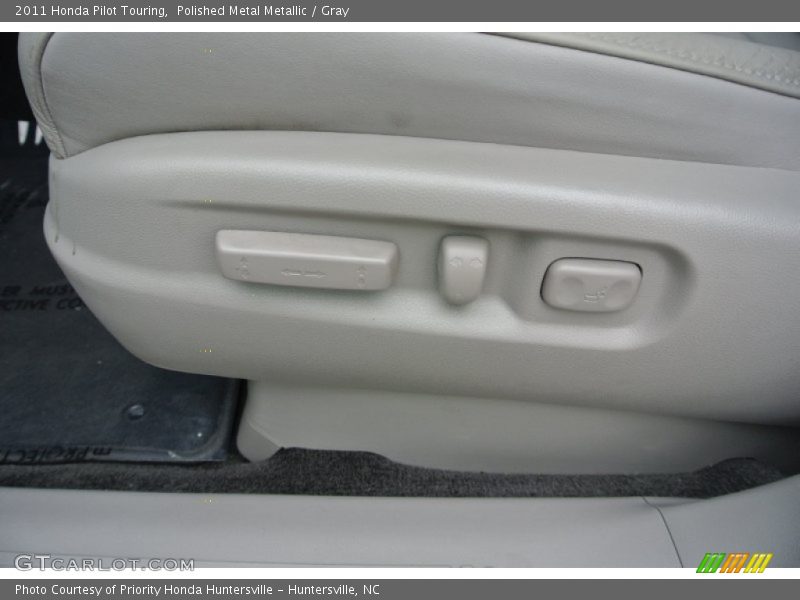 Polished Metal Metallic / Gray 2011 Honda Pilot Touring