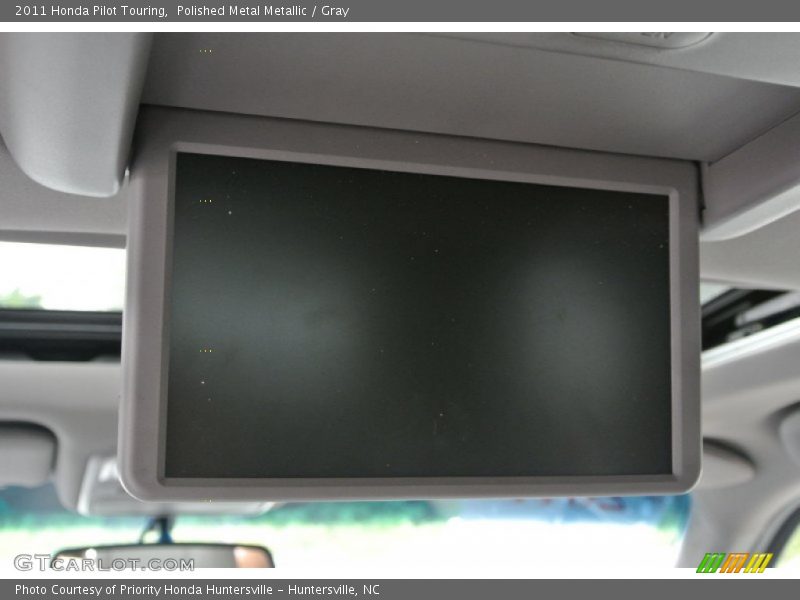Polished Metal Metallic / Gray 2011 Honda Pilot Touring