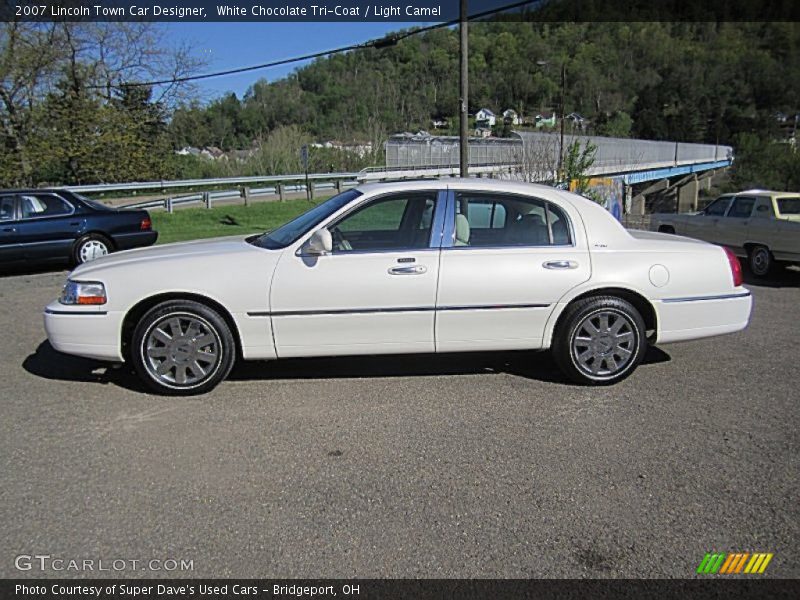  2007 Town Car Designer White Chocolate Tri-Coat