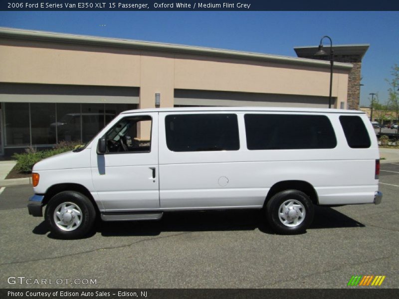  2006 E Series Van E350 XLT 15 Passenger Oxford White