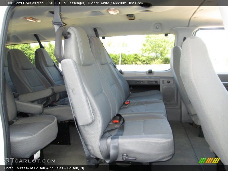  2006 E Series Van E350 XLT 15 Passenger Medium Flint Grey Interior