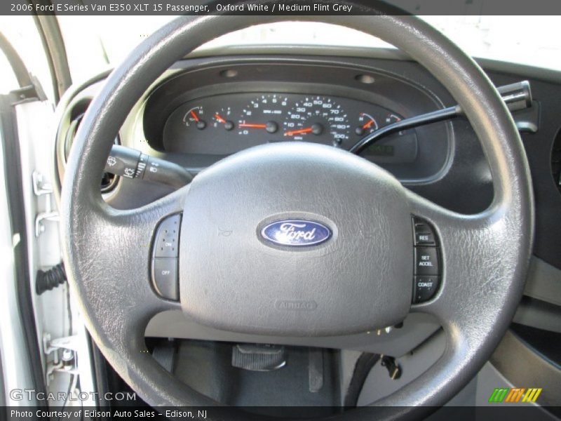  2006 E Series Van E350 XLT 15 Passenger Steering Wheel