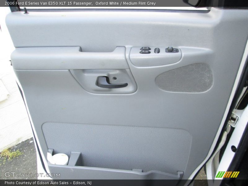 Oxford White / Medium Flint Grey 2006 Ford E Series Van E350 XLT 15 Passenger