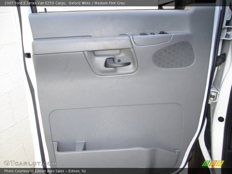 Oxford White / Medium Flint Grey 2007 Ford E Series Van E250 Cargo