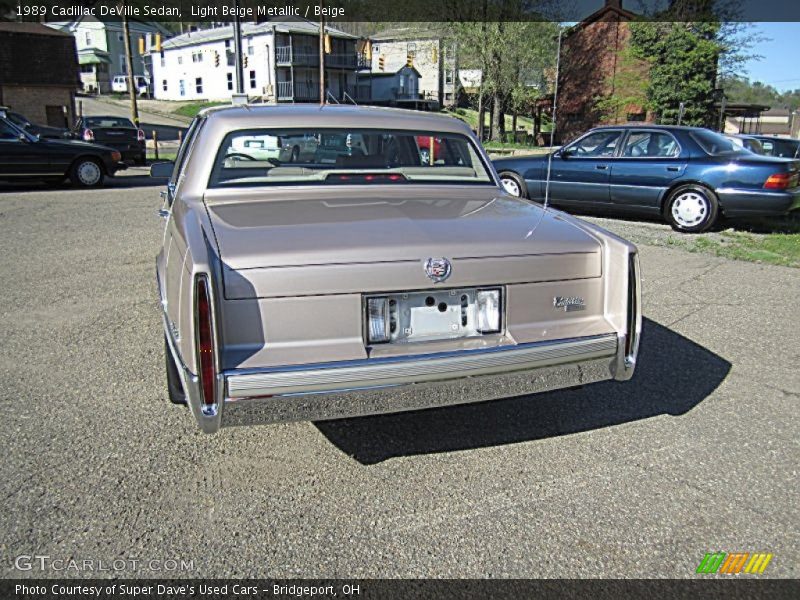 Light Beige Metallic / Beige 1989 Cadillac DeVille Sedan