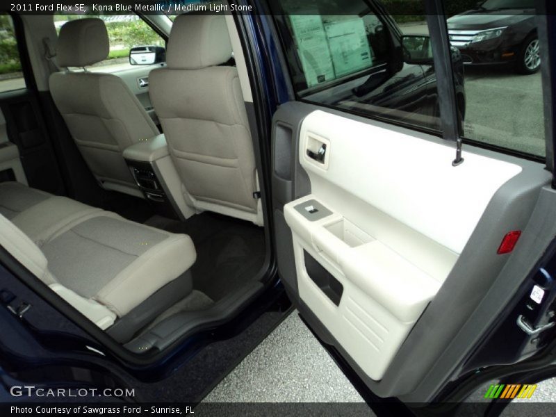 Kona Blue Metallic / Medium Light Stone 2011 Ford Flex SE