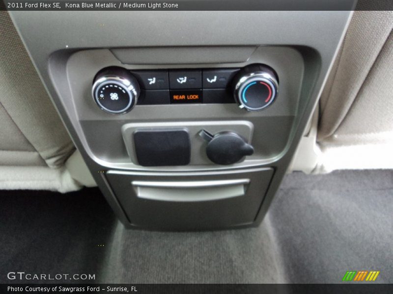 Kona Blue Metallic / Medium Light Stone 2011 Ford Flex SE